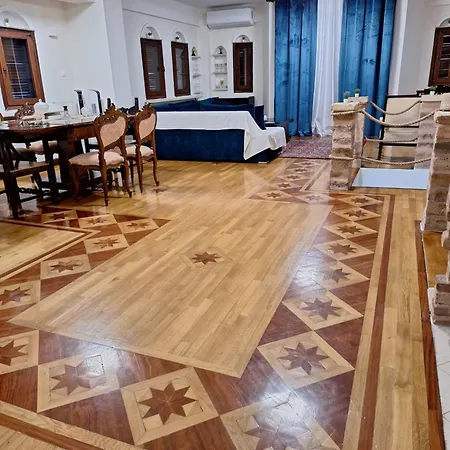C.1 Elia Old_town Apartment